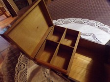 Ancienne boite à couture en