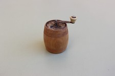 Moulin à poivre ancien en