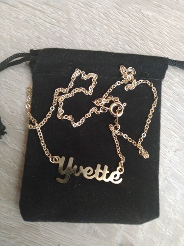 Collier ras cou - collier/, prénom