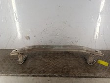 Renfort pare choc avant