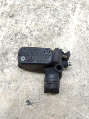 Pompe frein avant pour - pompe,