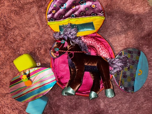 Valise maison groovy - groovy, girls