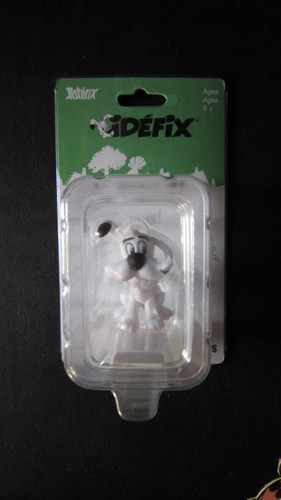 Figurine idefix avec - figurine, une