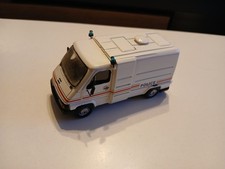 renault master police (model