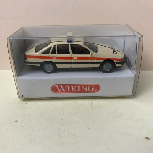 Petite voiture wiking roskopf - voiture,