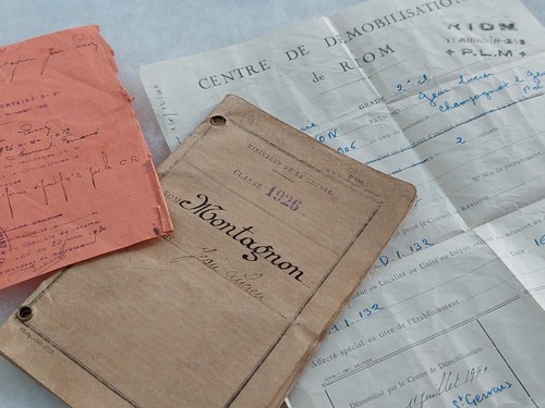 Livret militaire français - un,