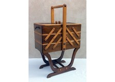 TRAVAILLEUSE - BOITE A COUTURE - MERCERIE - BRODERIE - ANCIEN - VINTAGE