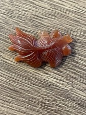 Ancien pendentif ou autre en cornaline carpe Koi Chine Japon ??