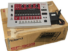 Roland EF-303 avec adaptateur