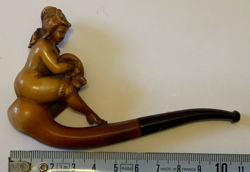 Pipe fume cigarette - /, erotique