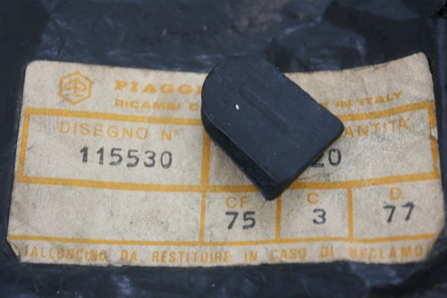 Passe câble bouchon - passe-câble,