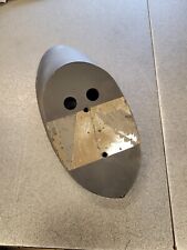 MGA 1500 Plinthe Feu Arrière