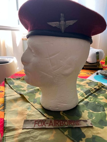 Réplique béret amarante - ,