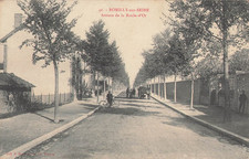 10 ROMILLY-SUR-SEINE AVENUE DE LA BOULE-D'OR - 82317