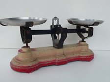 ANCIEN JOUET - CHARMANTE BALANCE EN METAL PEINT