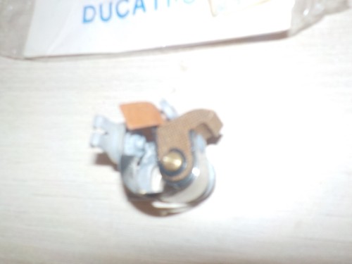 Rupteur droite volant ducati - droite,