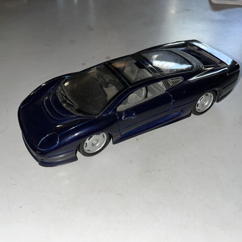 Maisto jaguar xj220 - 1/24,