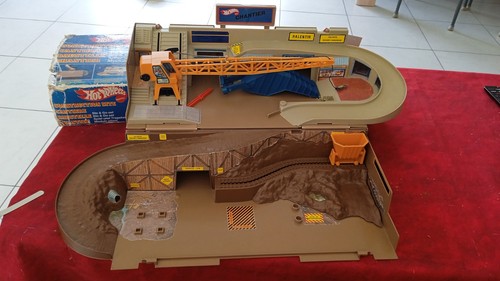 Mattel hot wheels - mattel,