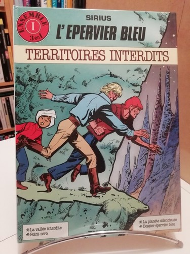 épervier bleu territoires - bleu, /