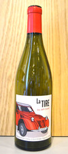 Bouteille de vin de Fitou vide "La Tire". Etiquette originale Citroên 2CV.