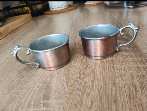 Lot petites tasses - de,