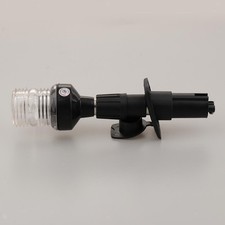 ponton de bateau marin a mené