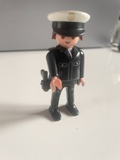 PLAYMOBIL 3957  policier tenue