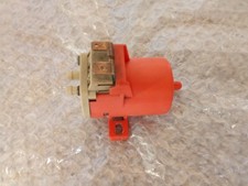 POMPE LAVE GLACE 12V SEIM