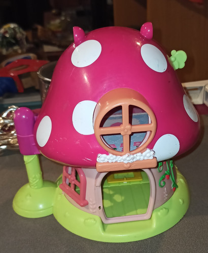 Smurfs house not complete