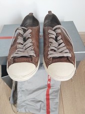 Chaussures à lacets pour