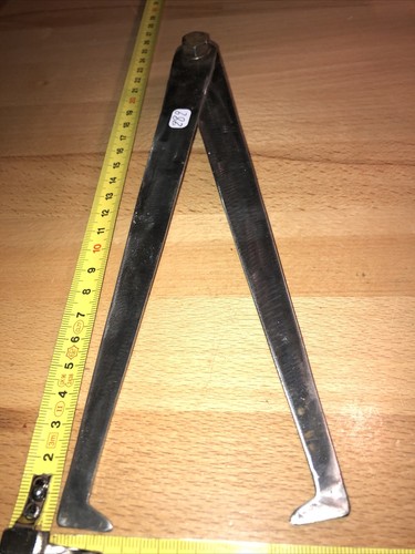 282 old tool compass - (n°282,