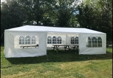 Barnum - tonnelle - tente de réception 9x3m (soit 27m2) 