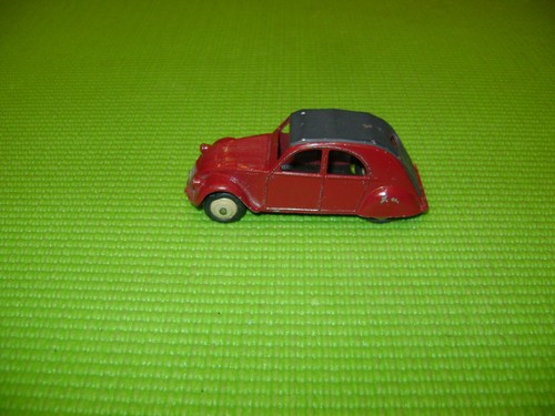 Dinky toys 24t citroen 2cv - 24t,