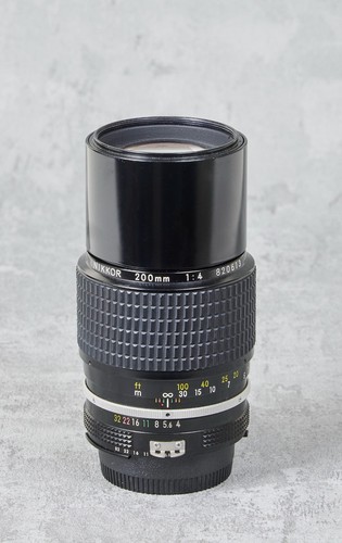 Nikon 200 4 ai - mm,