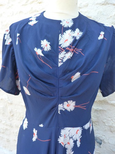 Robe viscose fleurie - en,