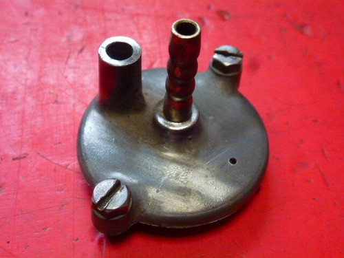 Couvercle cuve carburateur - de,