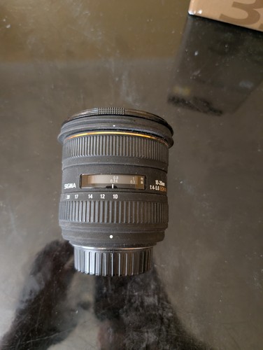 Sigma 20mm 6 dc - dc, hsm