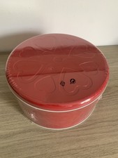 Boîte métal cœurs rouge