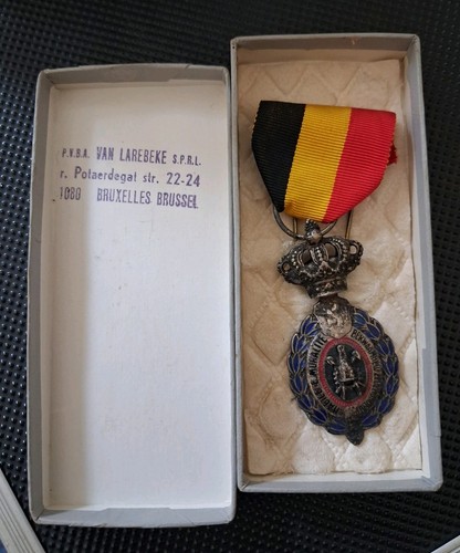 Décoration belge pro - "pro, merito