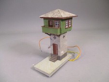 LQ1557 VOLLMER 5733/1 Train Ho 1/87 Maquette montée Poste d'aiguillage