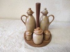 Service à condiments  Huilier