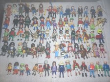 Lot de 75 personnages /