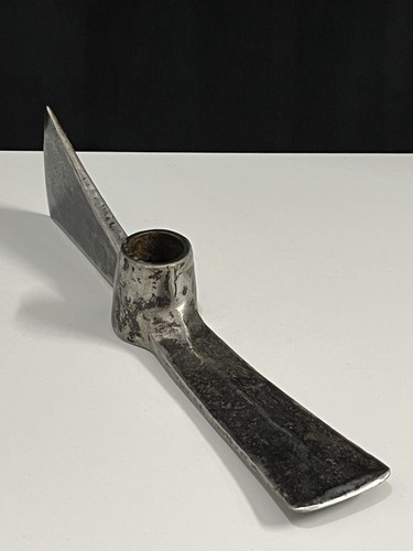Outil ancien pioche - outil, hache