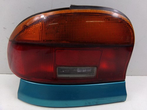 Mazda 121 1993 - , feux
