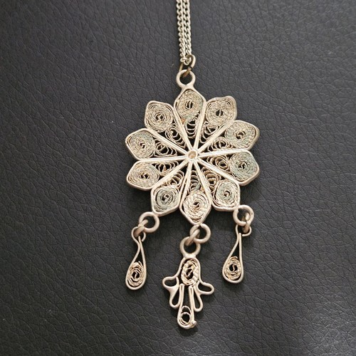 Ancien collier oriental - , rosace