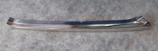 Baguette chromée avant gauche