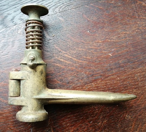 Ar1 ancienne bouchonneuse - ar1,