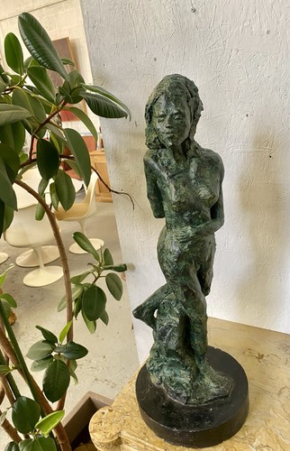 Grande terre cuite femme - terre,