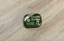 Boite d'aiguilles ancienne