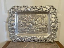 Ancien Plateau Arthur Court